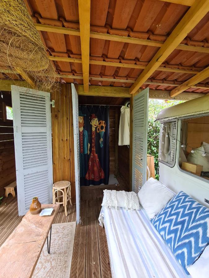 GÎTE AZKENDANTZA 2a6 PERS AVEC CARAVANE INSOLITE Ascain Exterior foto