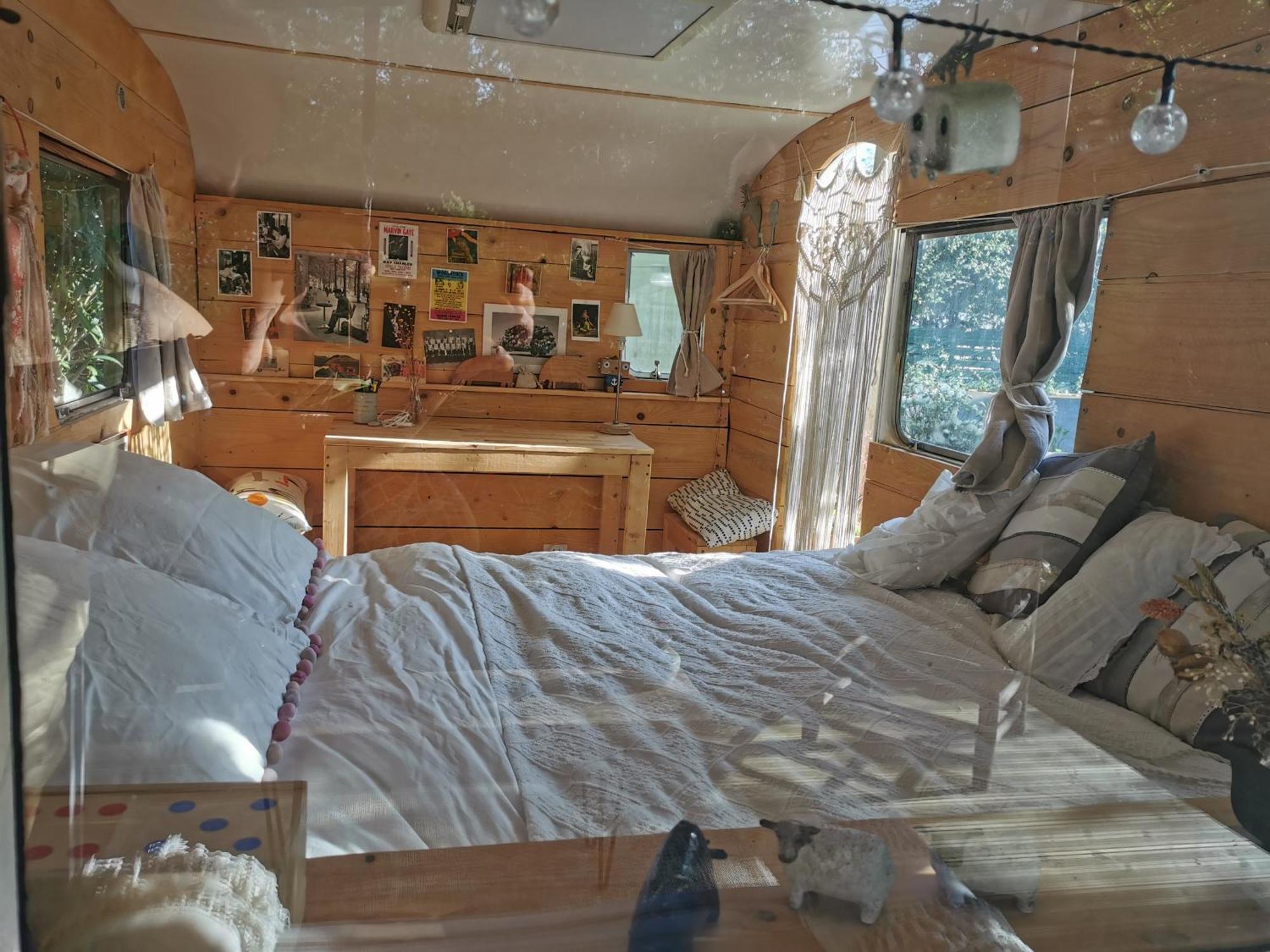 GÎTE AZKENDANTZA 2a6 PERS AVEC CARAVANE INSOLITE Ascain Exterior foto